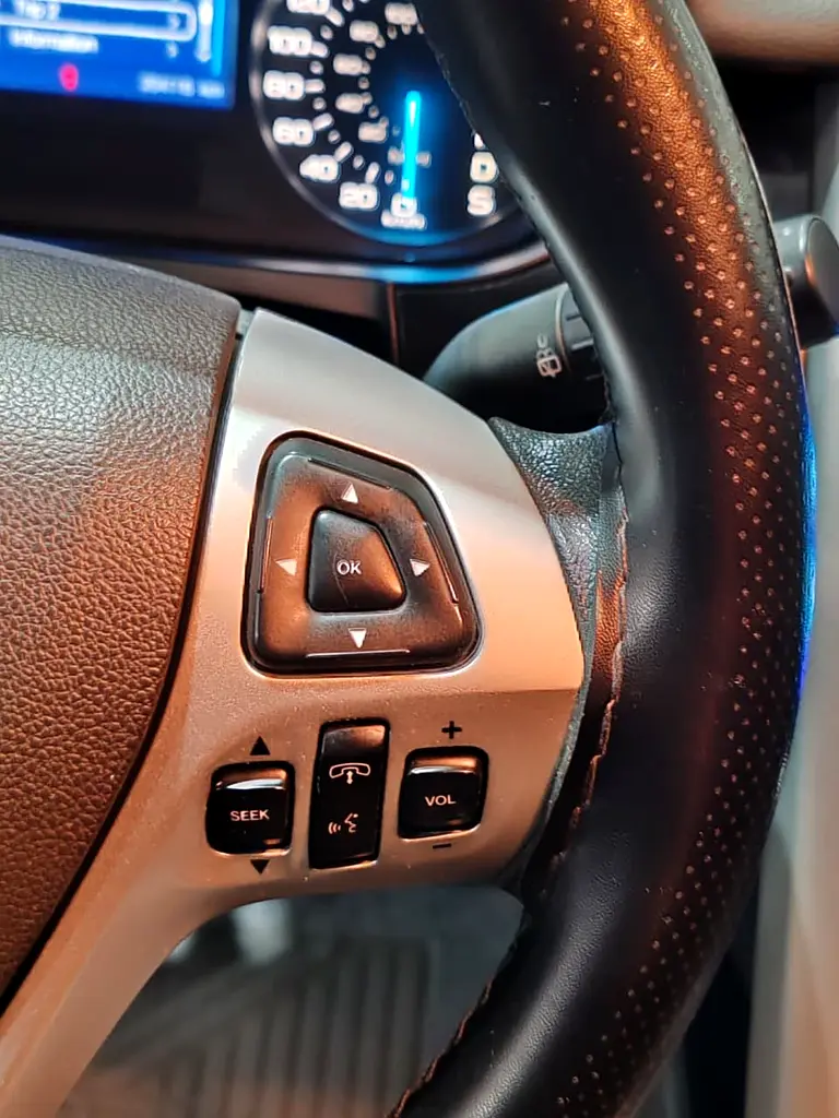 Ford Edge SEL 2014 - GCC Specs - Well Maintained - Image 12