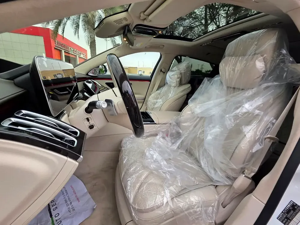 Mercedes-Maybach S 680 v 12 2024, Japanese Specs - Image 9