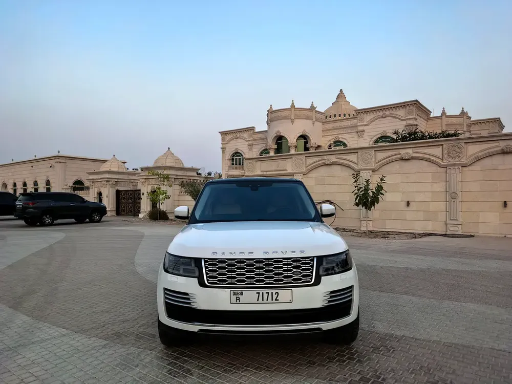 RANGE ROVER VOGUE HSE 2020 AMAZING CONDITION FULL OPTION - Image 14