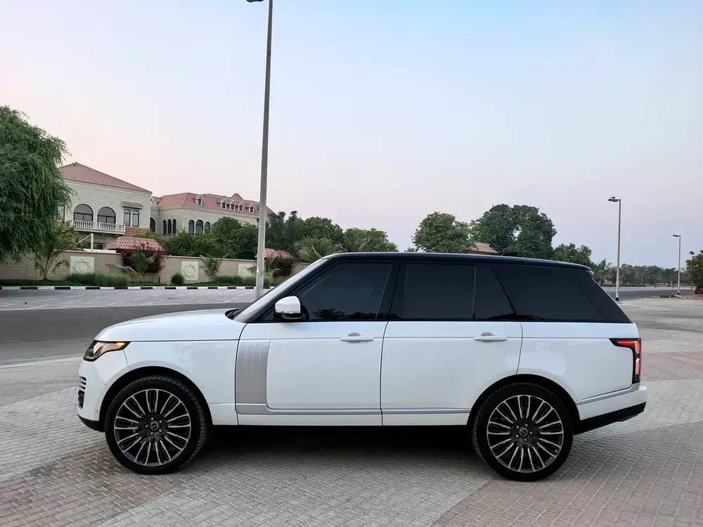 RANGE ROVER VOGUE HSE 2020 AMAZING CONDITION FULL OPTION - Image 16