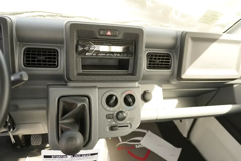 SUZUKI SUPER CARRY GCC MT 1.5L TRUCK RWD 2026 - Image 12