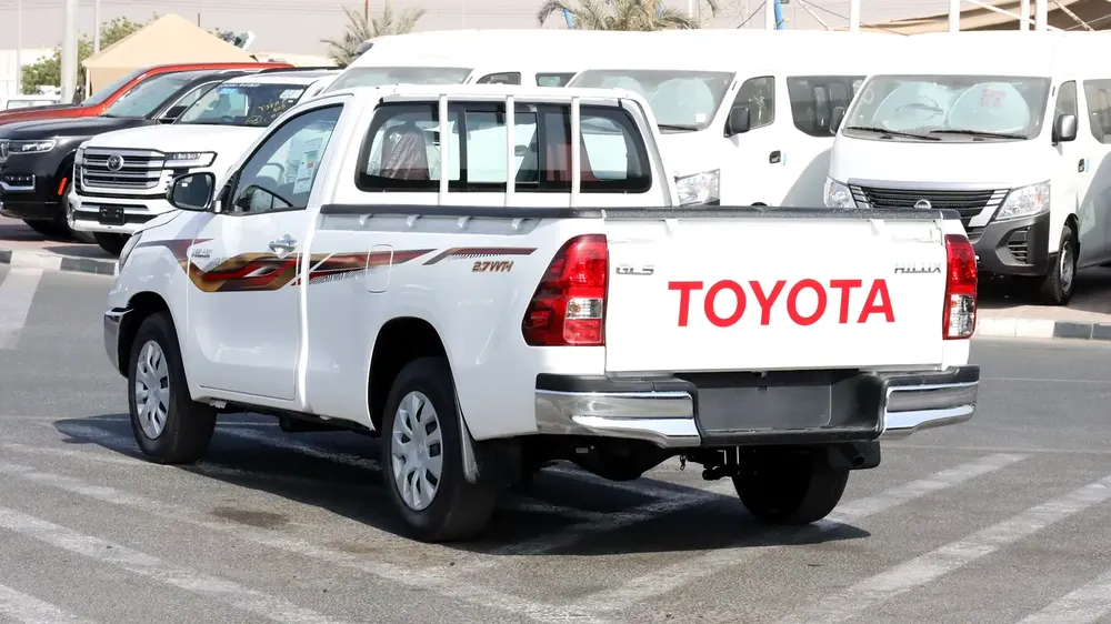 Toyota hilux SC RWD 2.7 L - Image 6