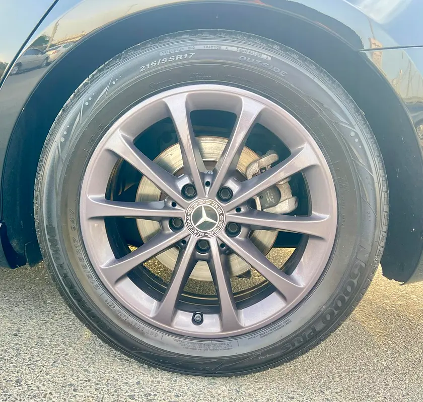 Mercedes-Benz A-Class A 200 2019 - GCC Specs - Excellent Condition - Image 9