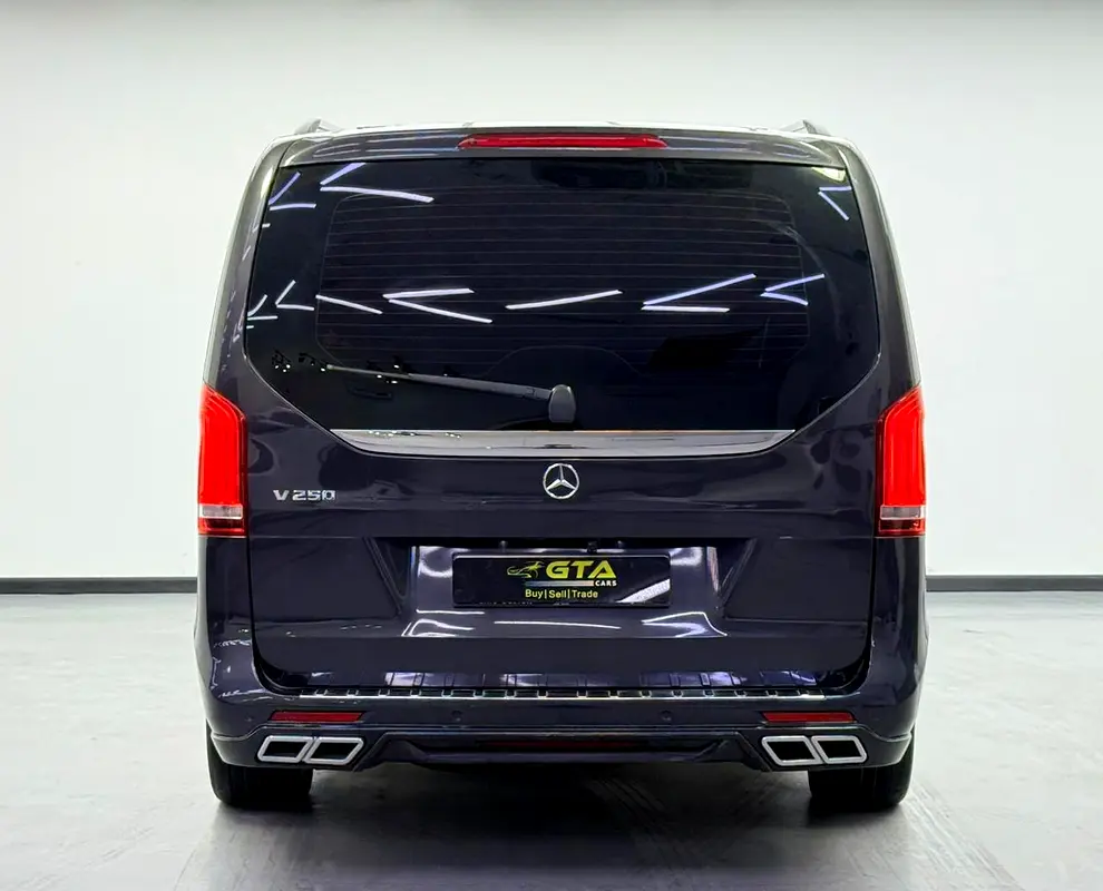 2023 Mercedes-Benz V250 Luxury, Warranty, Excellent Condition, GCC Specs - Image 4