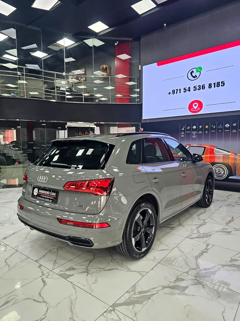 APX monthly EMI 1750 | Audi Q5 45 TFSI Quattro Sport | GCC Specs | Excellent Condition | Warranty + - Image 9