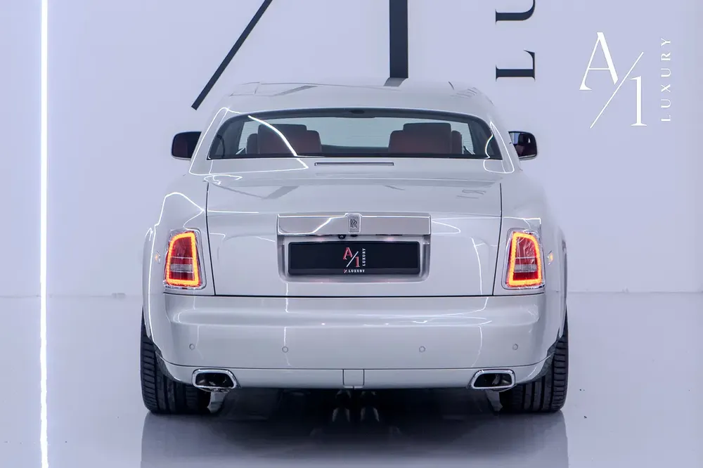 2014 Rolls Royce Phantom Coupe, Full Service History, Full Option, GCC - Image 5