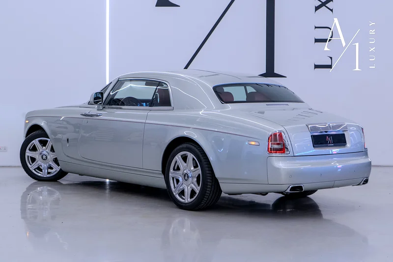 2014 Rolls Royce Phantom Coupe, Full Service History, Full Option, GCC - Image 6