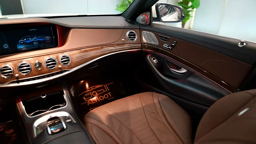 ELITE AMG MERCEDES S500 V8 || S63 KIT || RADAR || TOP RANGE || GCC || HEADUP DISPLAY LOW MILEAGE - Image 15