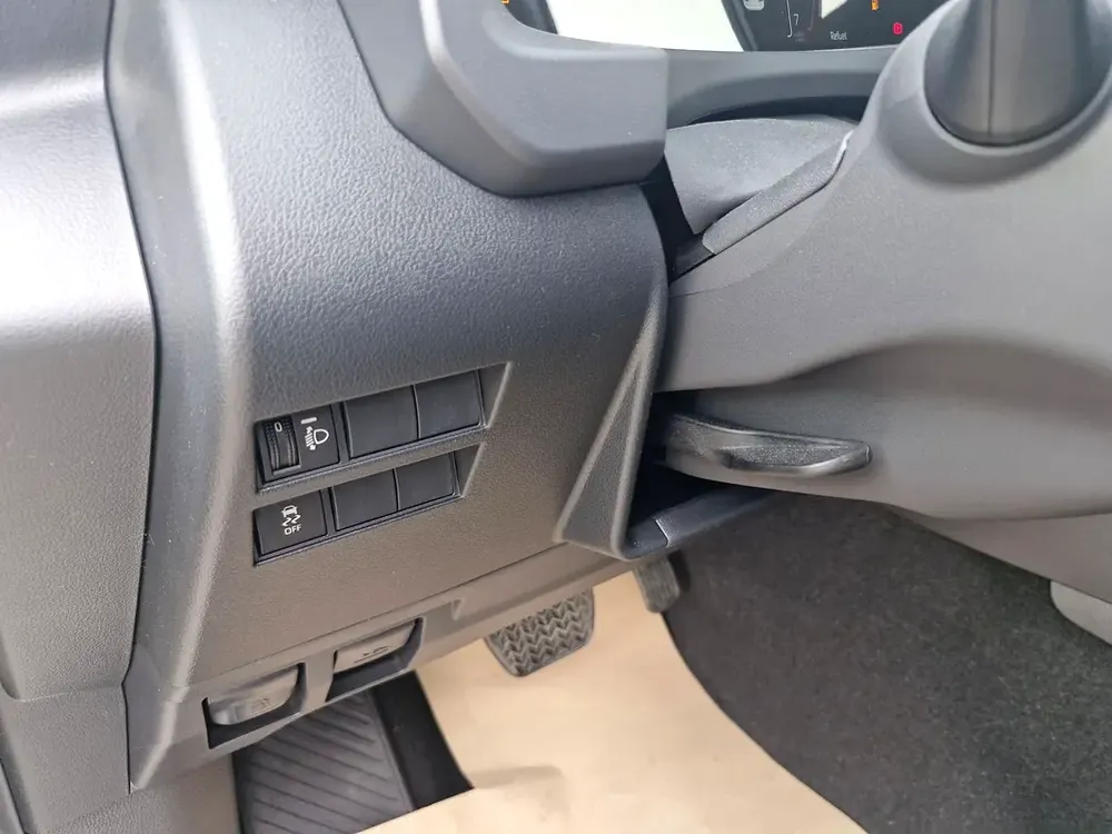 2026 TOYOTA LC300 GX 4.0L BASIC BRAND NEW 0KM (EXPORT ONLY) - Image 12