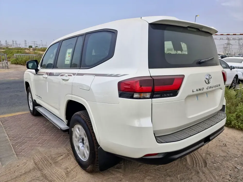 2026 TOYOTA LC300 GX 4.0L BASIC BRAND NEW 0KM (EXPORT ONLY) - Image 5