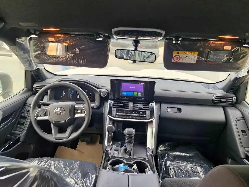 2026 TOYOTA LC300 GX 4.0L BASIC BRAND NEW 0KM (EXPORT ONLY) - Image 6