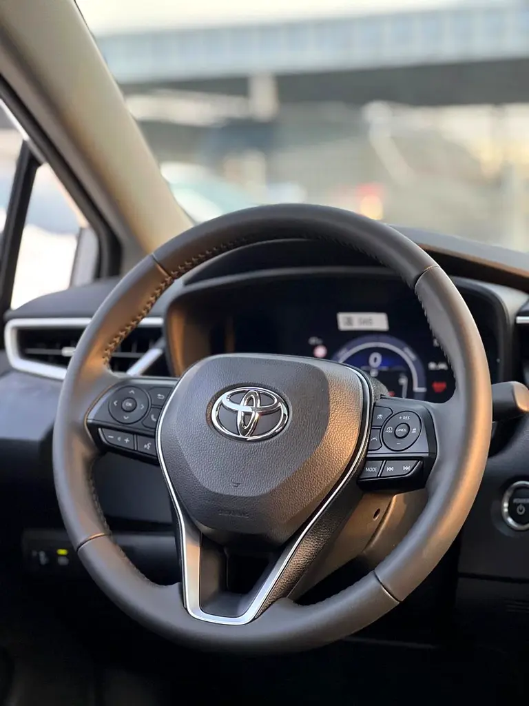 TOYOTA COROLLA ELITE HYBRID 1.8L HEV 2025 - Image 11
