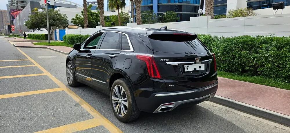 2023 Cadillac XT5 Luxury AWD | American Specs | Pristine Condition - Image 6