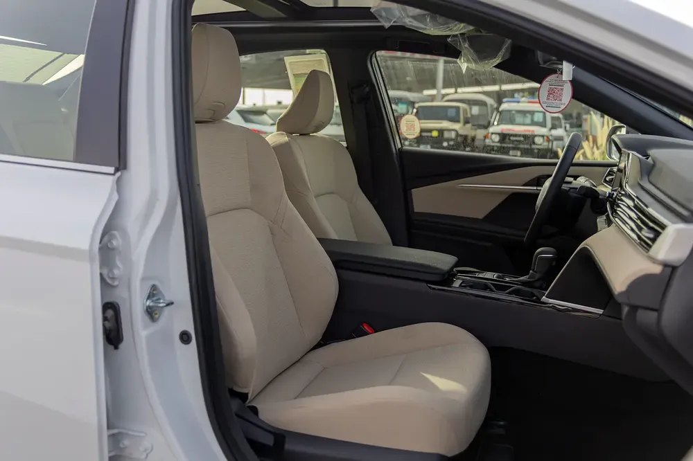 Toyota Camry LE 2.5 L | Hybrid | White | Panoramic Sunroof | Electric Chair | 2026 GCC Specs - Image 16