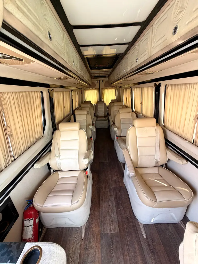 Mercedes-Benz Sprinter 515 CDI 2018 GCC Spec - Image 14