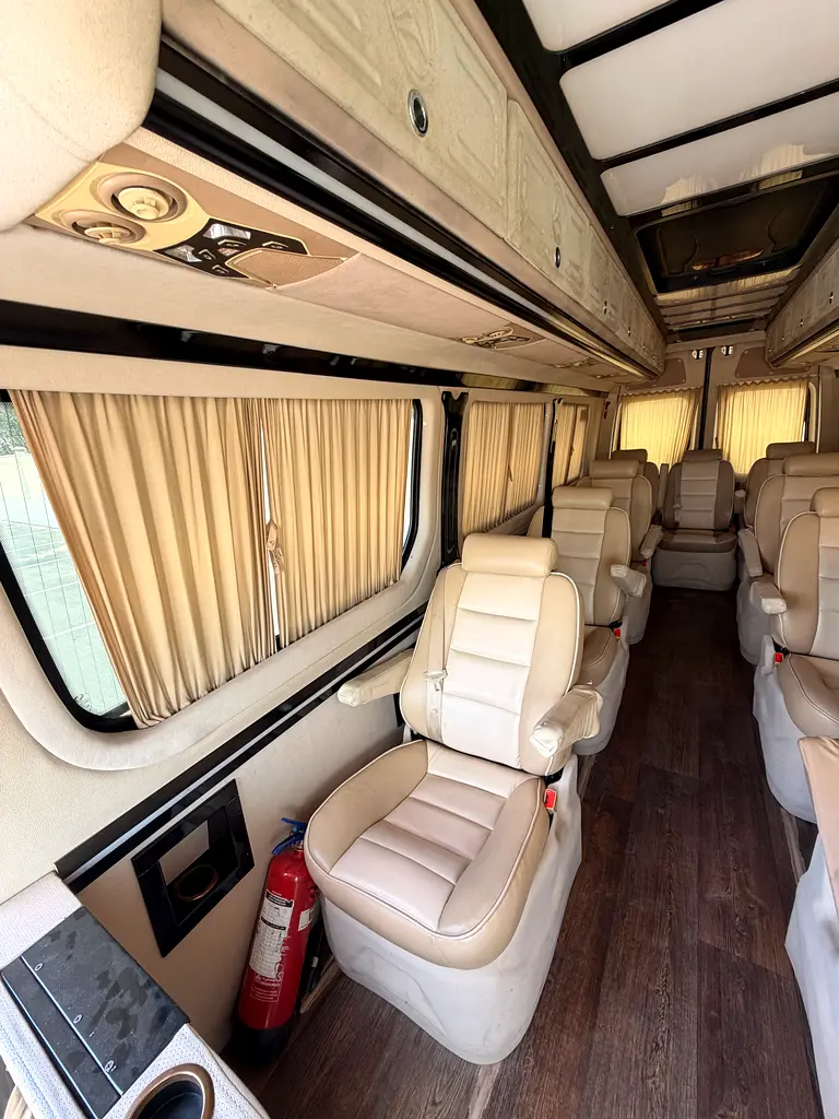 Mercedes-Benz Sprinter 515 CDI 2018 GCC Spec - Image 15