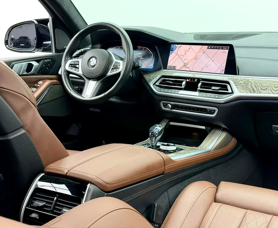 2020 BMW X7 xDrive40i M-Sport, Warranty, Full BMW Service History, 7 Seater, Fully Loaded, GCC - Image 11