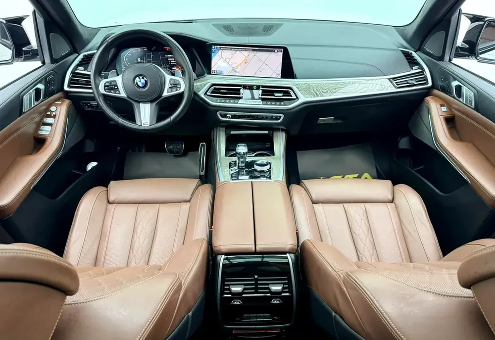 2020 BMW X7 xDrive40i M-Sport, Warranty, Full BMW Service History, 7 Seater, Fully Loaded, GCC - Image 13