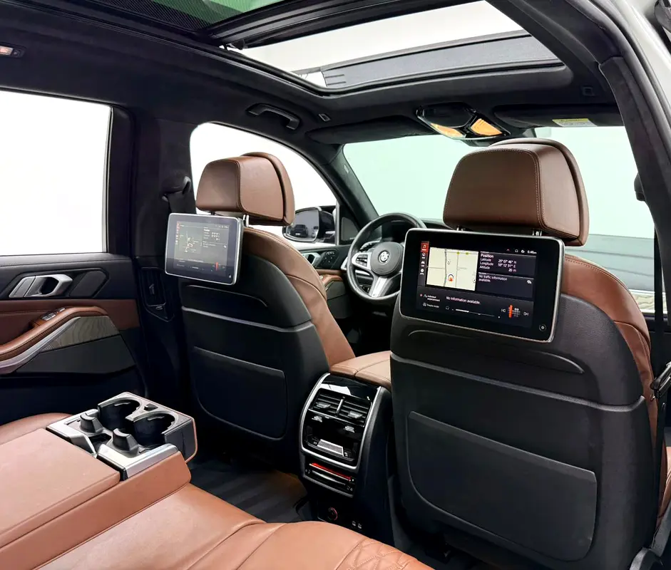 2020 BMW X7 xDrive40i M-Sport, Warranty, Full BMW Service History, 7 Seater, Fully Loaded, GCC - Image 17