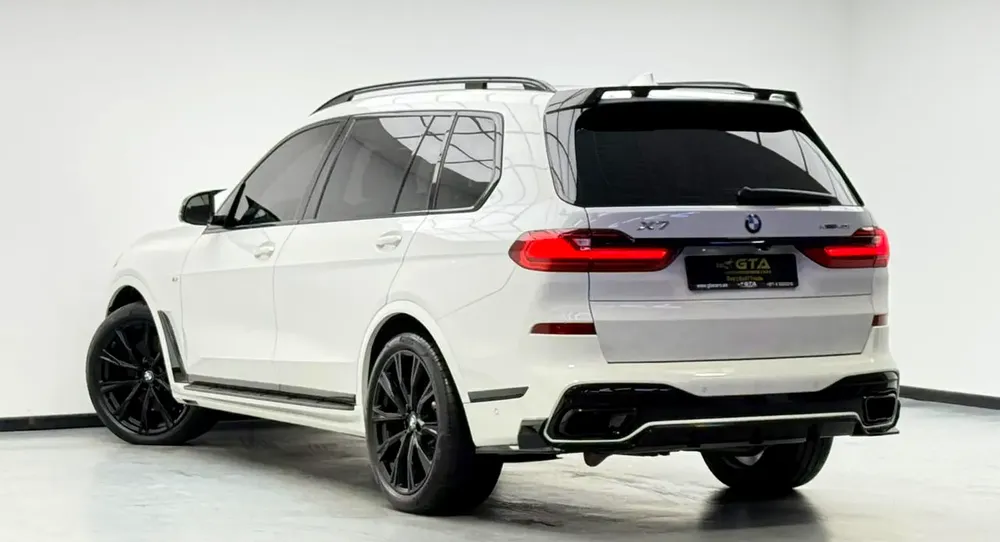 2020 BMW X7 xDrive40i M-Sport, Warranty, Full BMW Service History, 7 Seater, Fully Loaded, GCC - Image 6