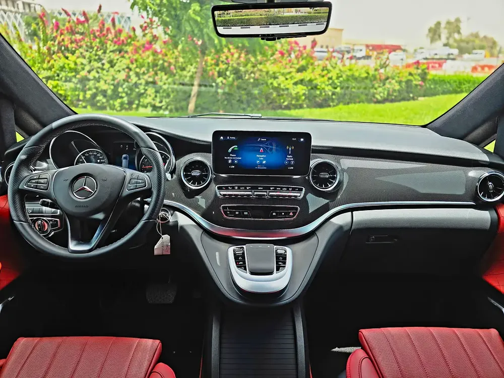 Mercedes-Benz V250 Falcon Edition 2024 Only 600 KM Driven | GCC Specs | Literally Brand New - Image 12