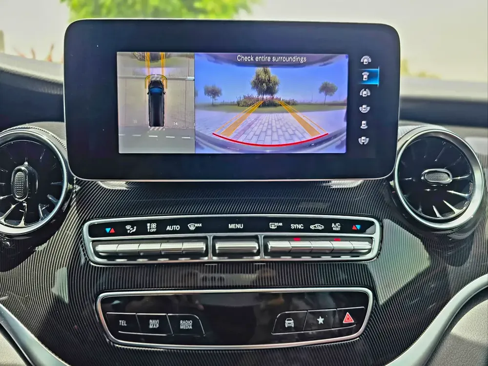 Mercedes-Benz V250 Falcon Edition 2024 Only 600 KM Driven | GCC Specs | Literally Brand New - Image 17