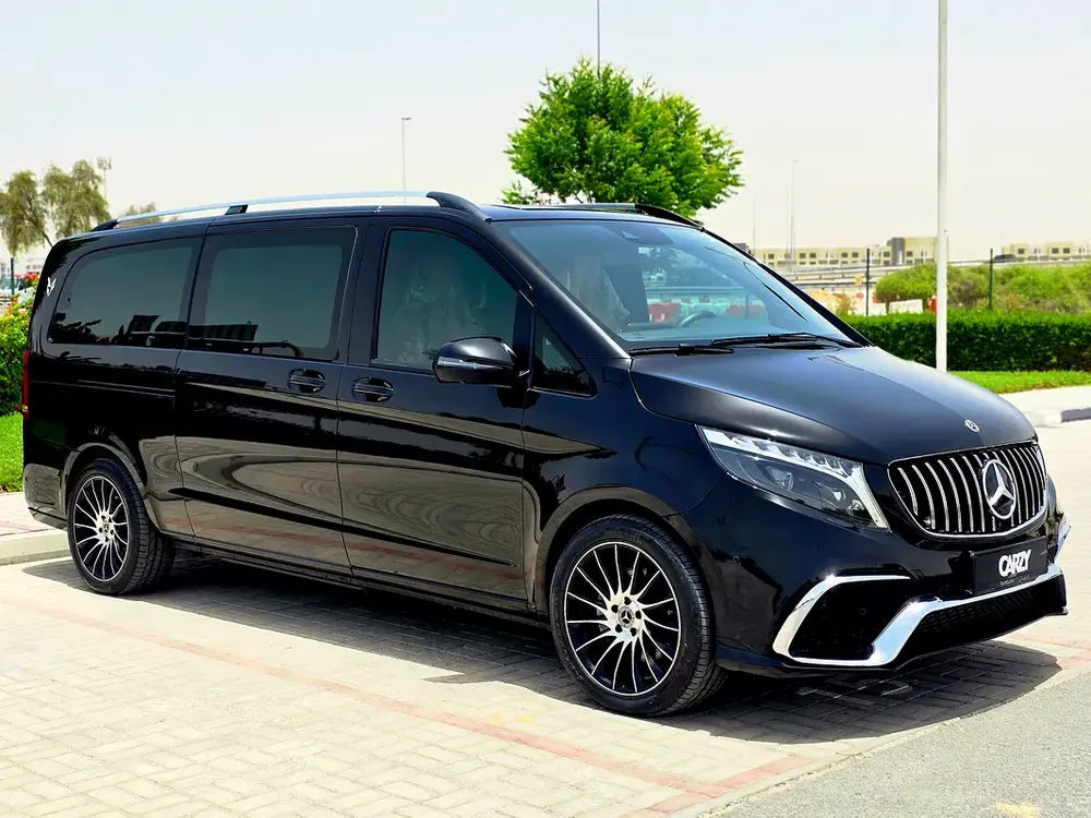 Mercedes-Benz V250 Falcon Edition 2024 Only 600 KM Driven | GCC Specs | Literally Brand New - Image 4