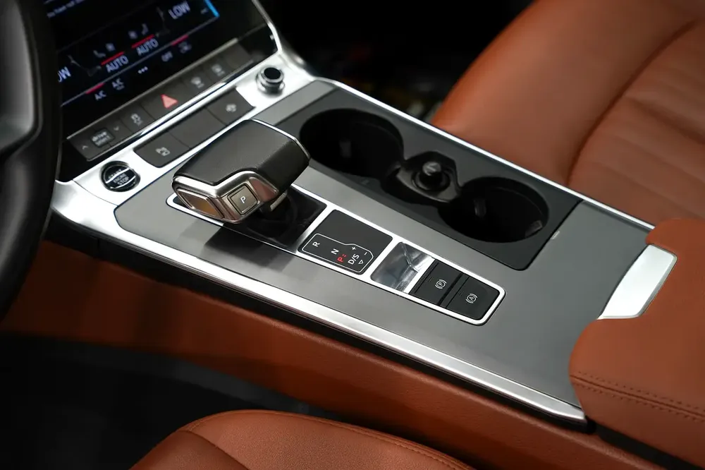 Audi A6 40 TFSI 2023 GCC Specs - Image 17