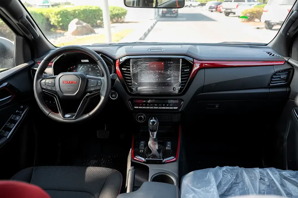 Isuzu D-Max GT 2026 GCC Specs - Brand New - Image 5