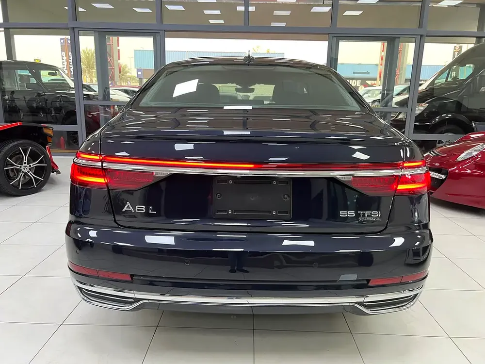 Audi A8 - Image 5