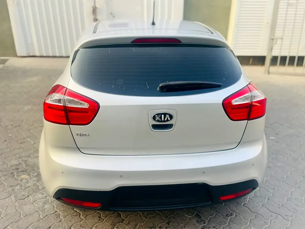 2014 KIA RIO - GCC SPECS - EXCELLENT CONDITION - Image 5