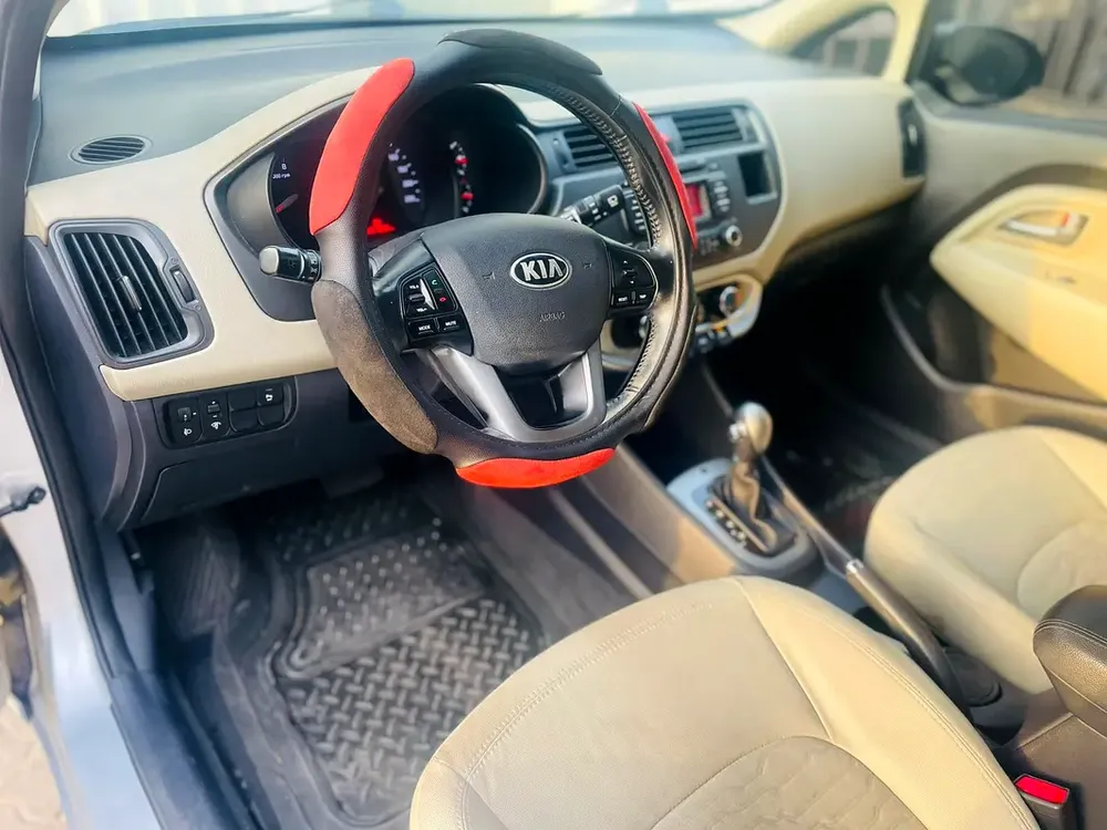 2014 KIA RIO - GCC SPECS - EXCELLENT CONDITION - Image 6