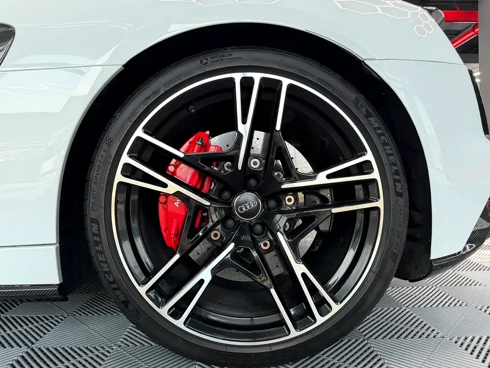 Audi R8 V10 Performance Spyder | Ultimate Quattro Spec | Rare | Full PPF | 27000 km - Image 17