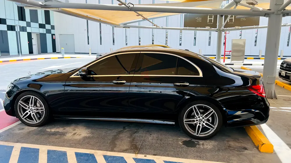 Stunning 2018 Mercedes-Benz E 300 | American Specs | Premium Luxury Sedan - Image 5