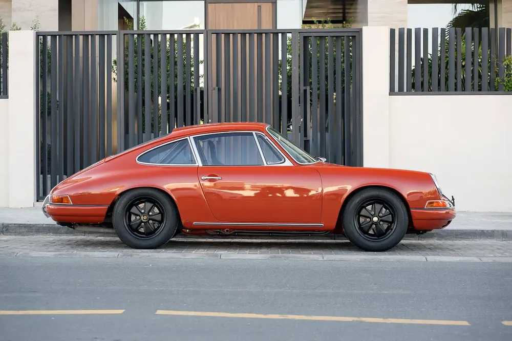 1966 Porsche 911 Peter Auto 2.0 L Cup FIA - Image 4