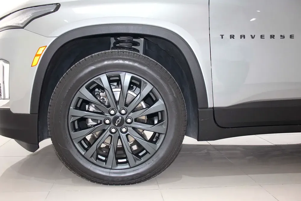2023 Chevrolet Traverse RS - GCC Specs - Image 6