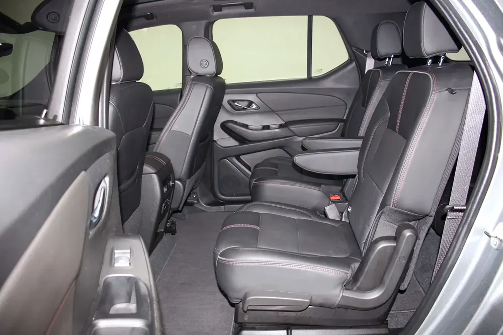2023 Chevrolet Traverse RS - GCC Specs - Image 9