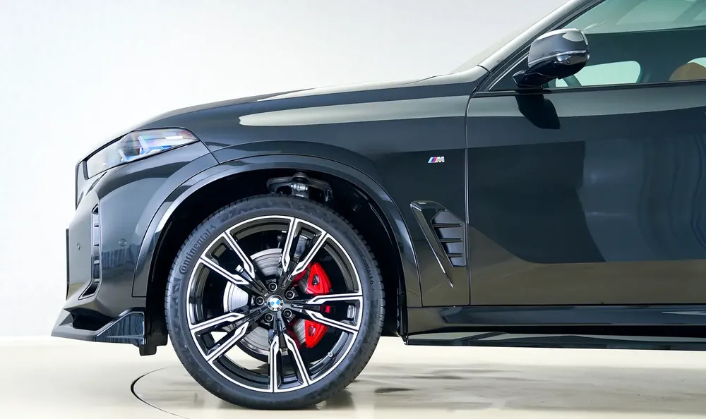 X5 xDrive40i M Sport | AED 5,647 PM | Warranty November 2027- Service November 2028 | GCC - Image 11