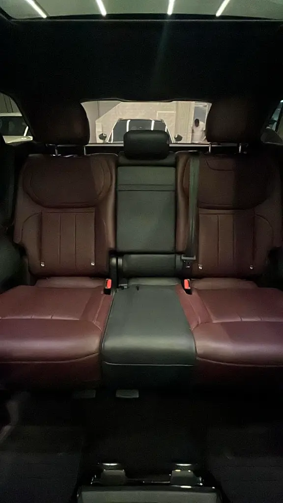2023 Land Rover Range Rover Sport Dynamic SE - American Specs - Image 13