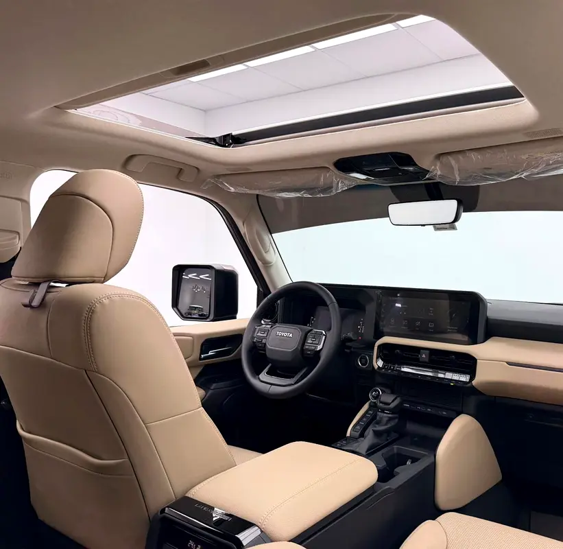 2025 Toyota Land Cruiser Prado, Toyota Warranty+Service Contract+Full Service History, GCC - Image 11