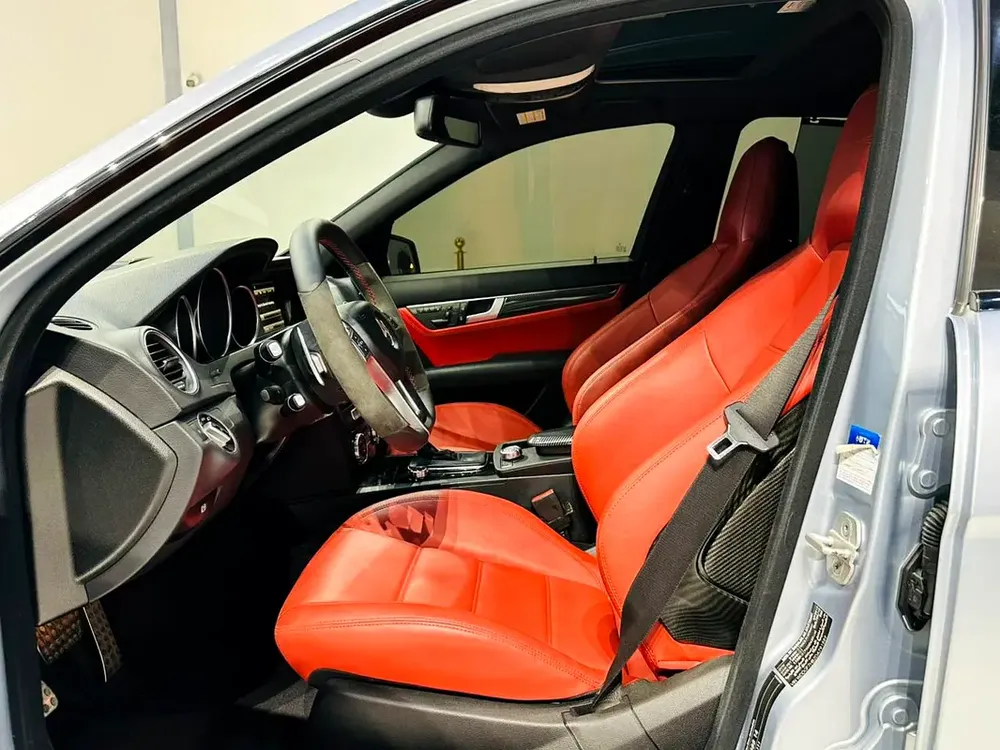 MERCEDES C63S EDITION 1 GCC SPECS IMACULATE CONDITION CARBON FIBER FOR 79000 AED - Image 12