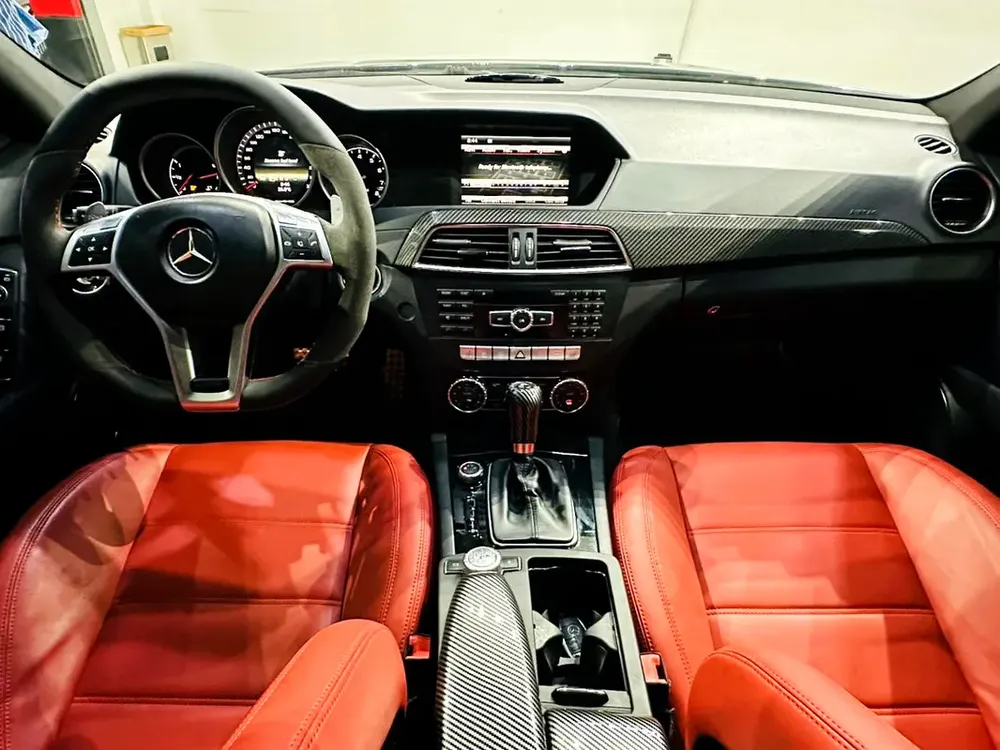 MERCEDES C63S EDITION 1 GCC SPECS IMACULATE CONDITION CARBON FIBER FOR 79000 AED - Image 14