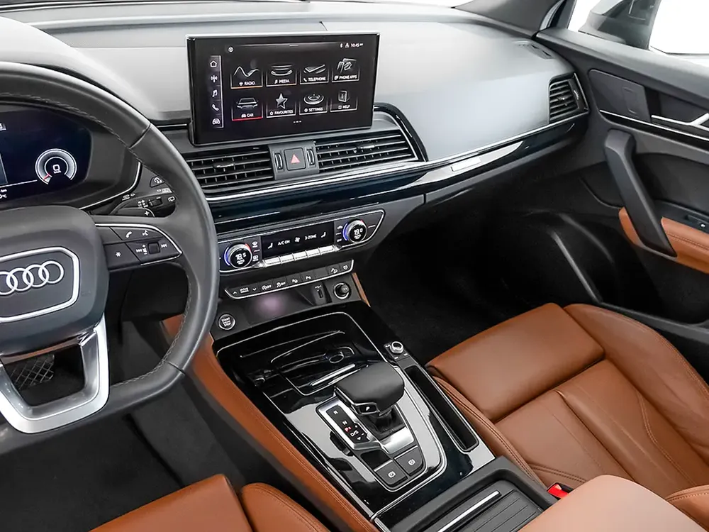 4,341 AED / 60 month’s | 0%  DP | 2024 Audi Q5 Sportback S-line 45TSFI / Audi Warranty & Service - Image 9
