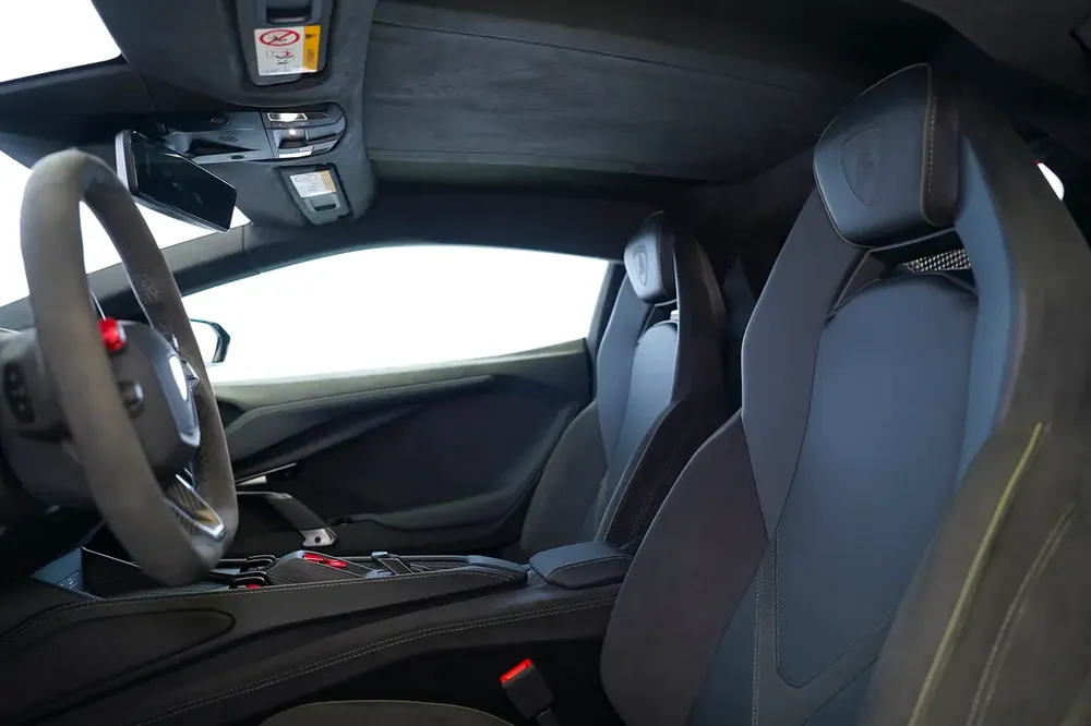 VERDE TURBINE | MATT CARBON INTERIOR | WARRANTY AVAILABLE | REVUELTO - Image 7