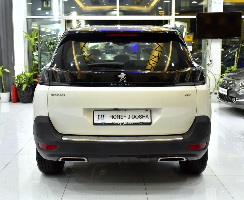AED 1,566 EMi at 0% DP | AGENCY WARRANTY / Peugeot 5008 GT ( 2024 Model ) in White Color GCC Specs - Image 5
