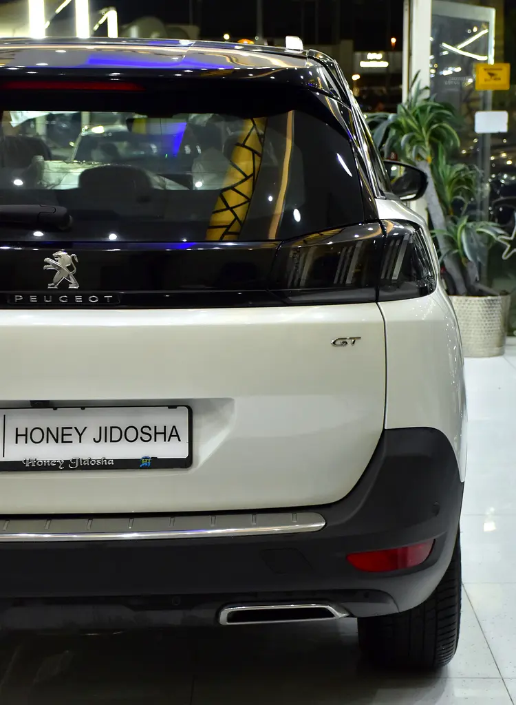 AED 1,566 EMi at 0% DP | AGENCY WARRANTY / Peugeot 5008 GT ( 2024 Model ) in White Color GCC Specs - Image 9