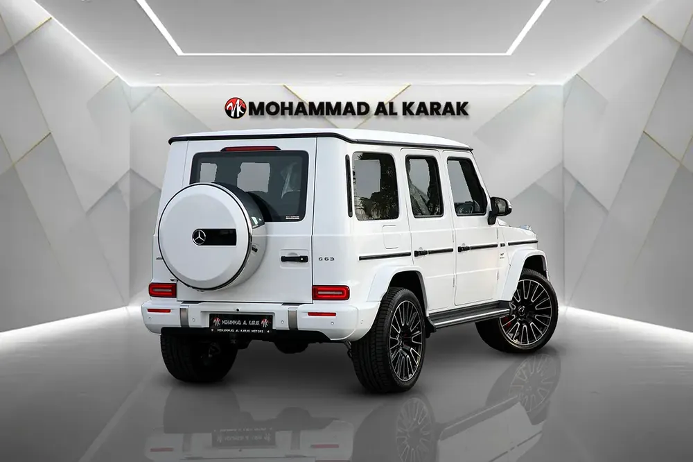 2025 MERCEDES BENZ G63 AMG - FULLY LOADED - LOCAL REGISTRATION -BRAND NEW - Image 6