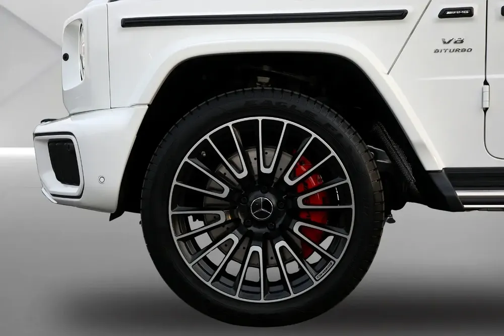 2025 MERCEDES BENZ G63 AMG - FULLY LOADED - LOCAL REGISTRATION -BRAND NEW - Image 7