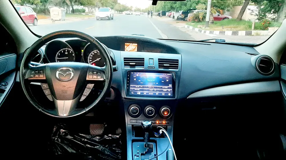 Mazda 3 SE Top 2014 Model No1 Option Sunroof Cruise Control GCC fully Automatic Family Used Sale - Image 16
