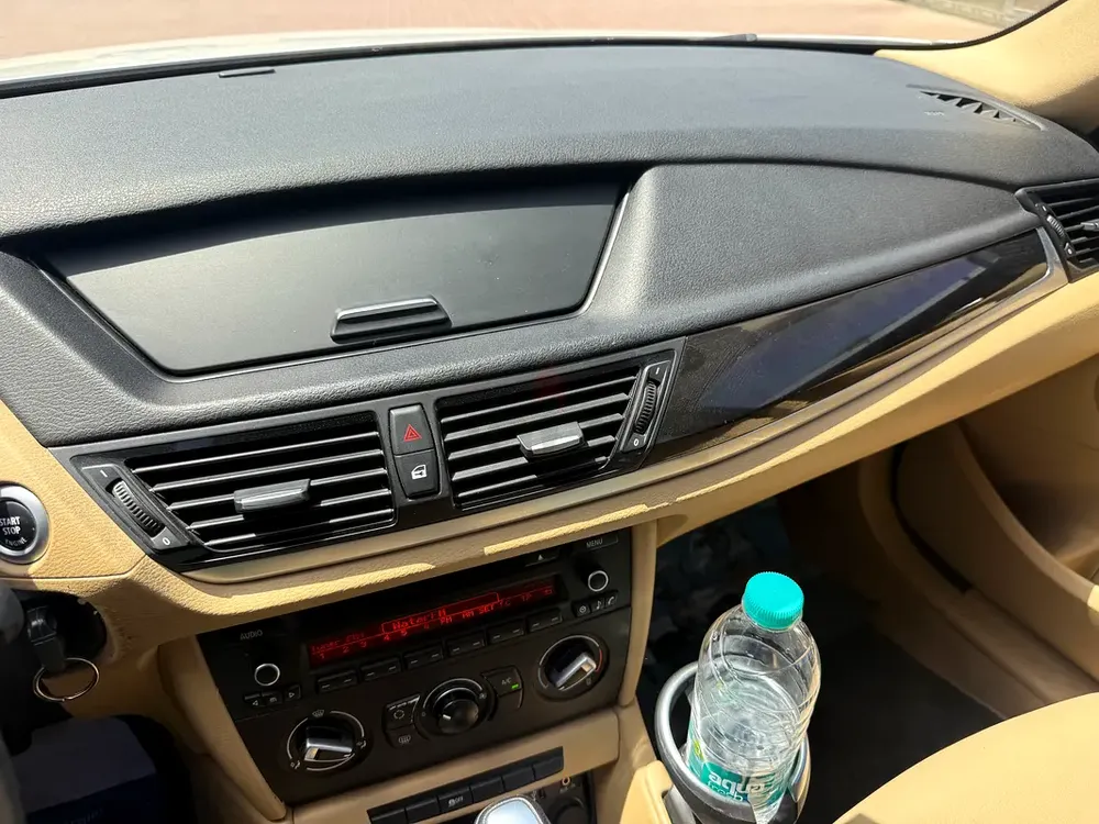 BMW X1 2015 GCC Specs - Well Maintained Luxury Compact SUV - Image 10